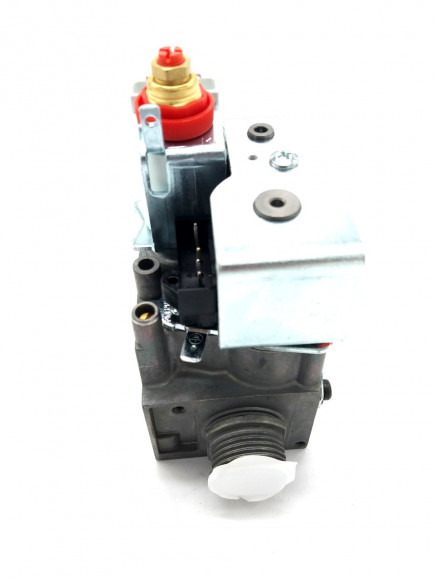 Газовый клапан SIT 845 SIGMA для BAXI 5658830 /IMMERGAS 1.021496 / TIBERIS 522000048