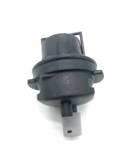 Воздушный клапан пластиковый для TIBERIS 802000001/VIESSMANN 7828750 Воздушный клапан пластиковый для TIBERIS 802000001/VIESSMANN 7828750